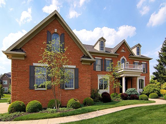 2nd image of 13 Beaufort Hunt Ln