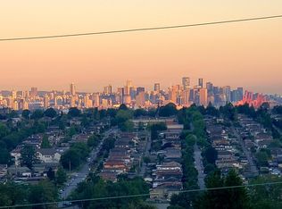 11 Hythe Ave N, Burnaby, BC V5B 1G3