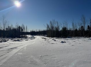 90 Holmes Rd, Dover Foxcroft, ME 04426