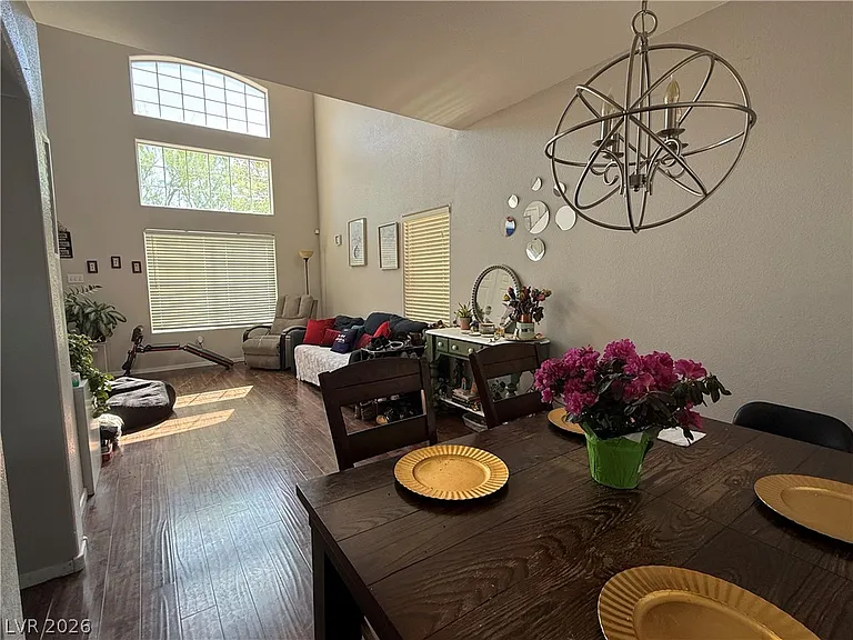 1541 Dusty Canyon St — Photo 4