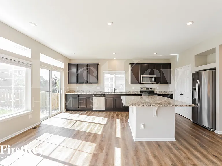 26022 E Archer Dr — Photo 5