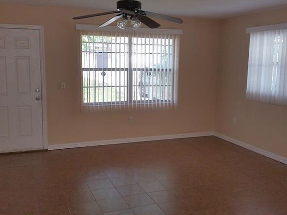 3rd image of 648 W Duncan Cir