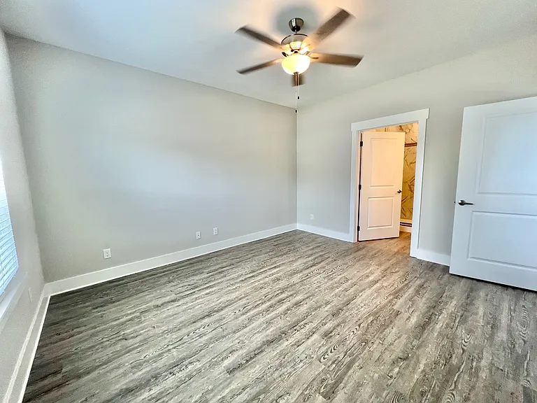 103 Bradford Ct — Photo 10