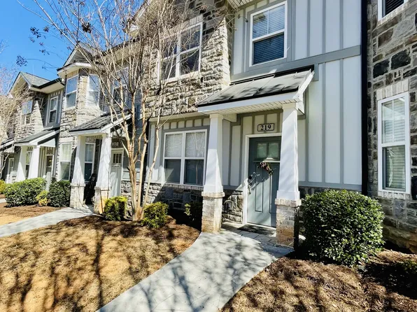 219 Capstone Dr, Lynchburg, VA
