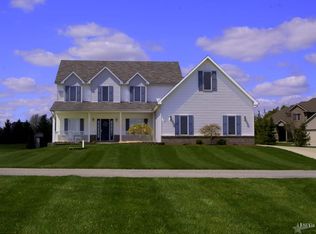 15415 Amstutz Rd, Leo, IN 46765