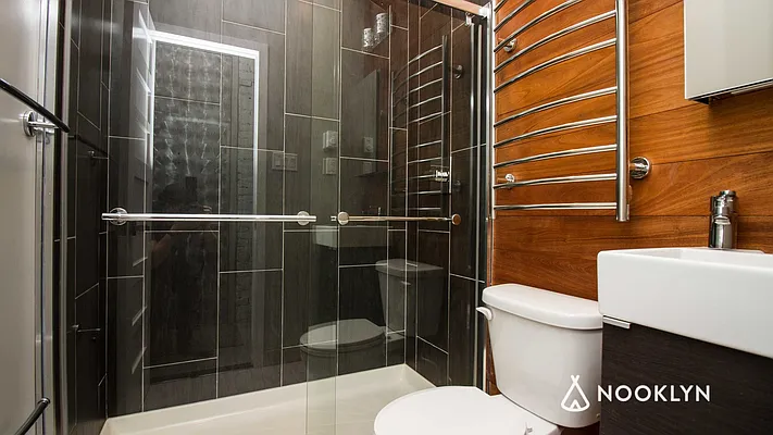 Rented by Nooklyn NYC LLC | media 22