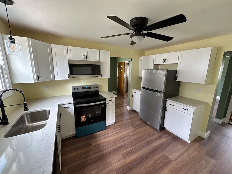 134 Colby St #1 — Photo 2