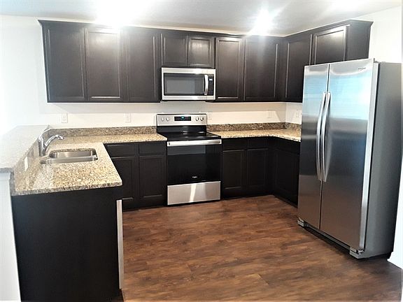 5th image of 1108 Wynnmere Walk Ave