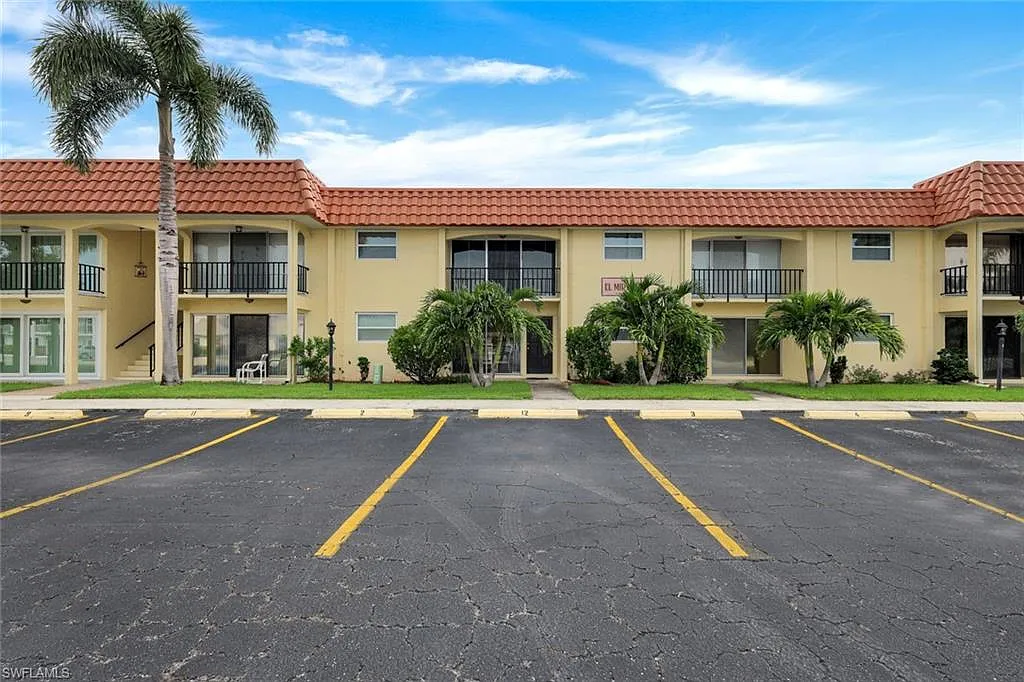 1 bed, 1.0 bath, 618 sqft, $1,300 — Photo 3