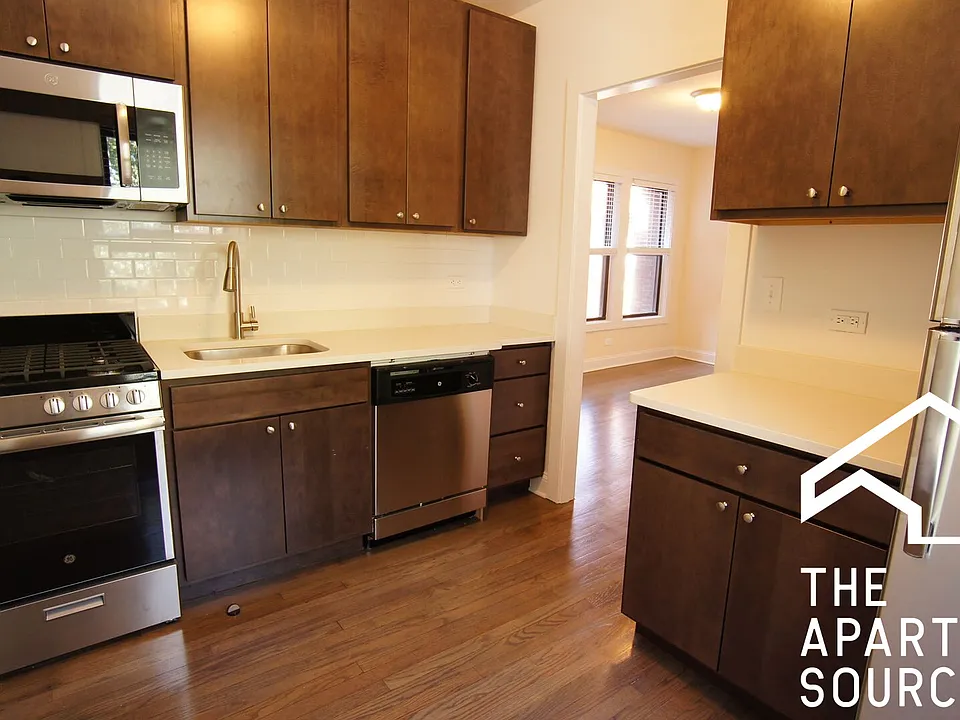 2614 N Spaulding Ave #3