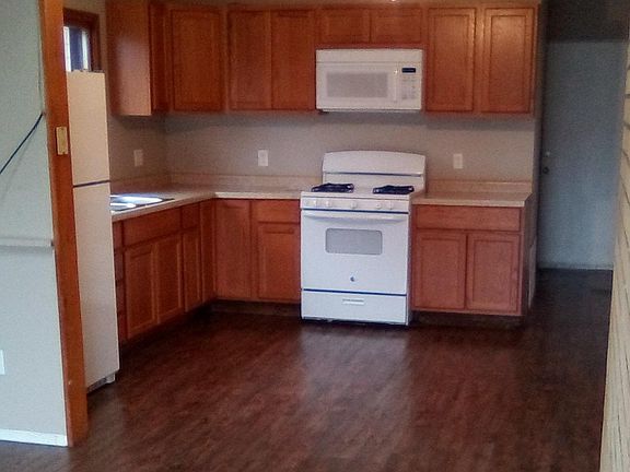 2nd image of 3155 Saint Catherine St