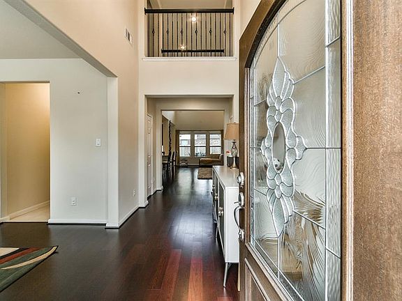 3rd image of 15611 Whispering Green Dr