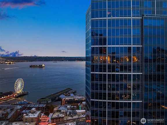 2nd image of 1521 2nd Avenue #3102