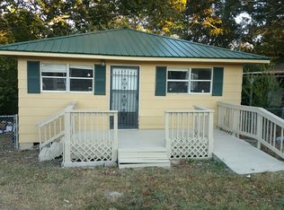 2713 Simpson St, Anniston, AL 36201