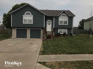 806 Derby St, Raymore, MO 64083