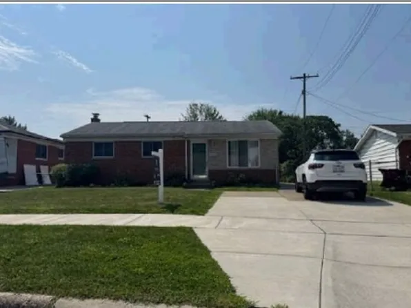 18260 Spring Ct N, Fraser, MI 48026