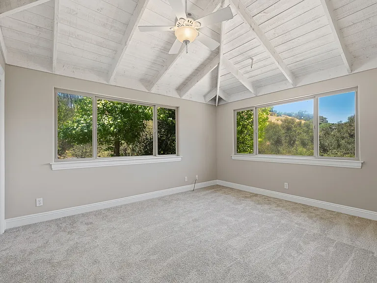 1585 Tecalote Dr — Photo 45