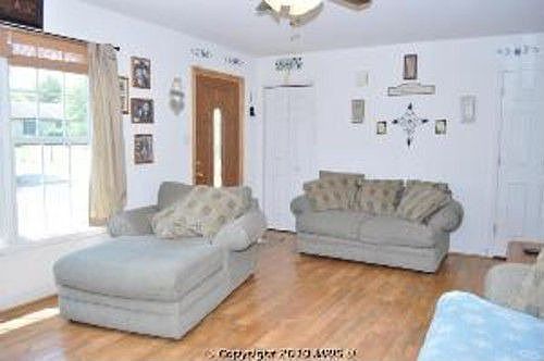 3rd image of 1521 Mallard Pl