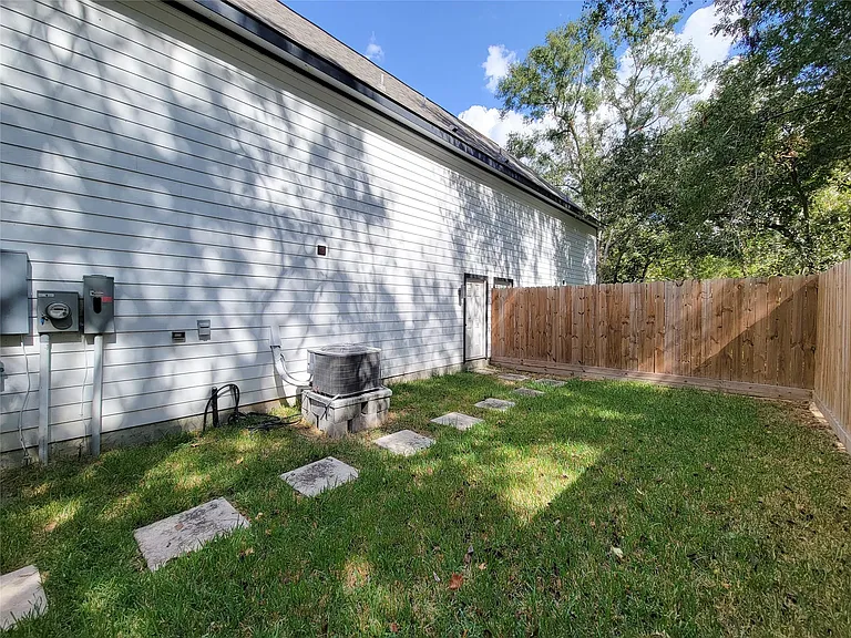 7202 Sandle St #A — Photo 29