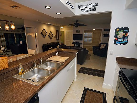 5th image of 91 Marco Villas Dr #M-6
