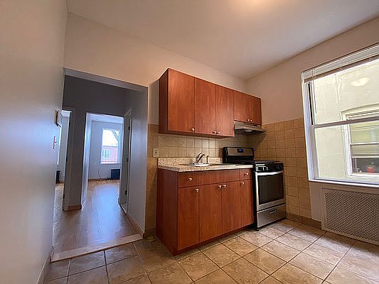 4th image of 30-45 48th St #2R