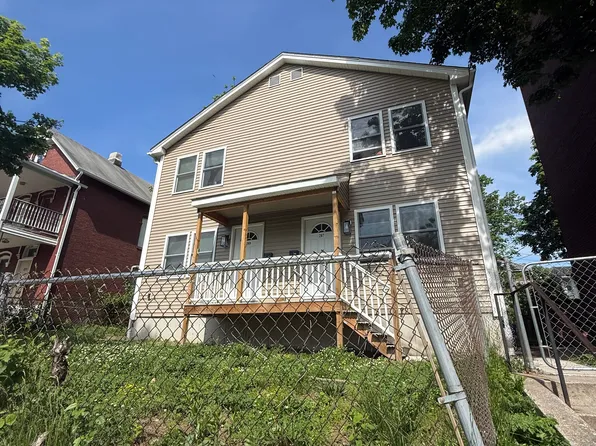 269 Elm St #269, Holyoke, MA 01040