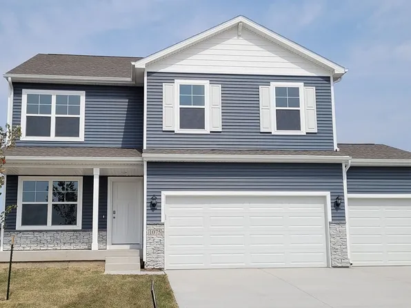 2857 Prairielight Dr, Hiawatha, IA 52233