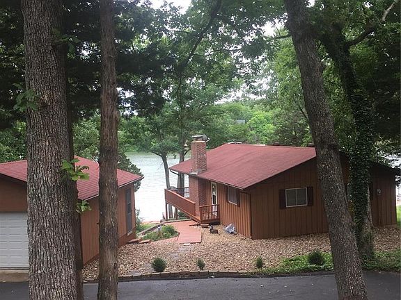 2nd image of 1606 Woodson Dr