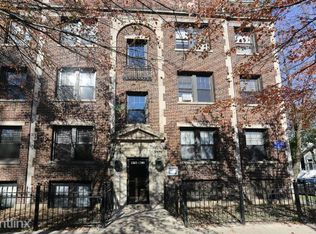 1202 W Wellington Ave, Chicago, IL 60657