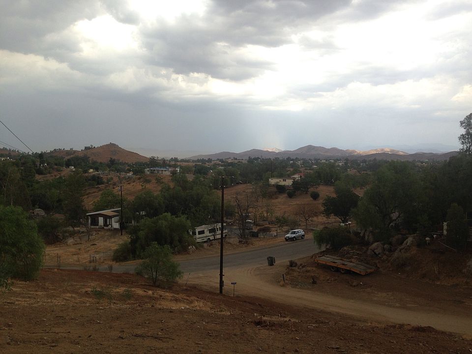 1st image of 27295 Vista Ave
