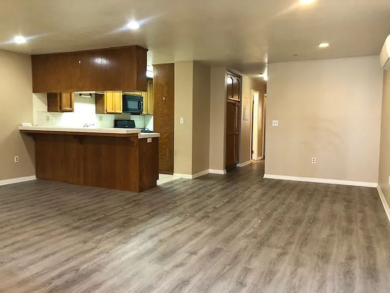 17200 Newhope St #224 — Photo 9