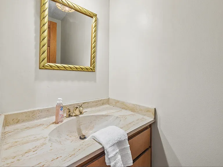 500 Hickory Hills Trl — Photo 11
