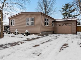 429 Morgan Ct, Lagrange, OH 44050