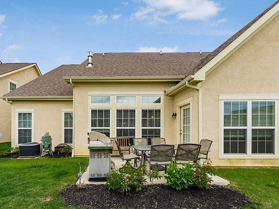 2nd image of 5211 Autumn Fern Dr