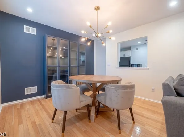 26 Kayser Ln, West Orange, NJ 07052