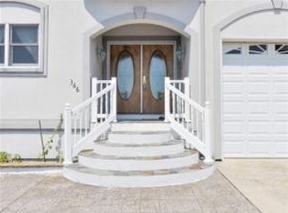 366 W 13th St, Ship Bottom, NJ 08008