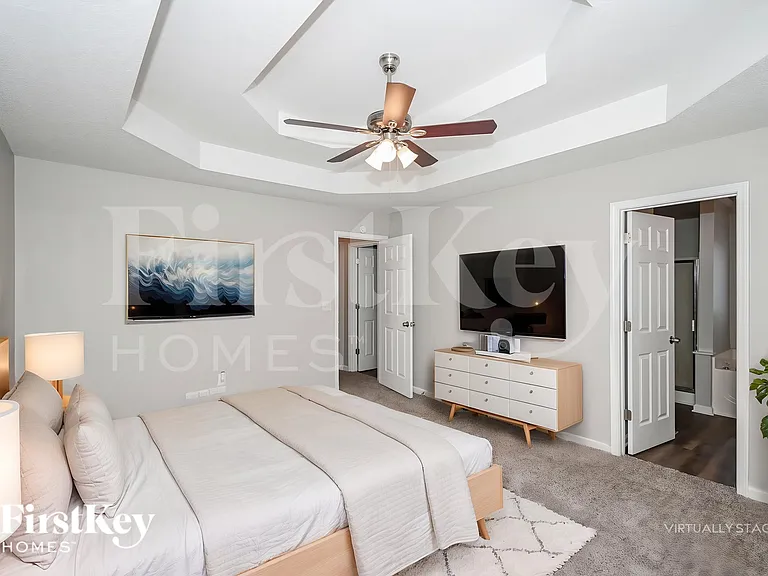 7775 Poppy Dr — Photo 8