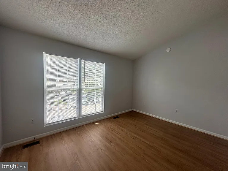 7223 Parsons Ct — Photo 18