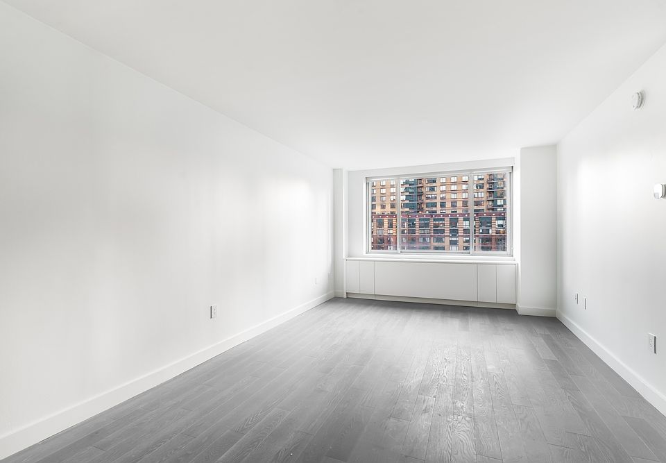 1st image of 101 W End Ave APT 18A