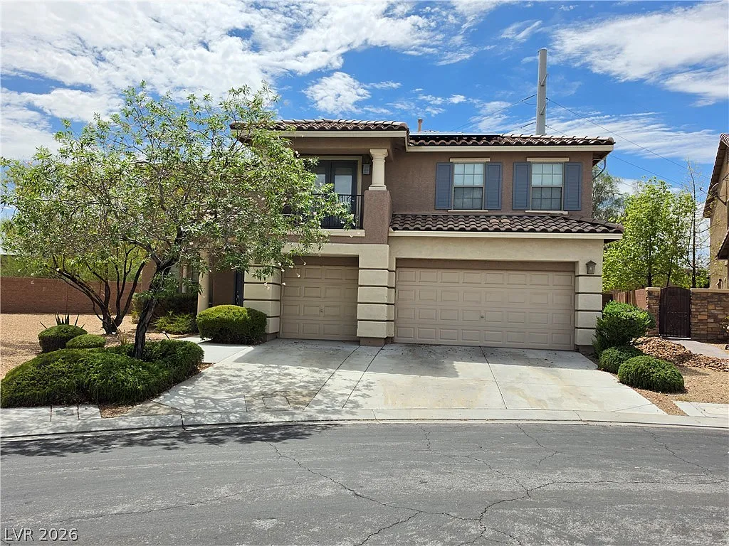 4 bed, 3.0 bath, 2706 sqft, $3,150 — Photo 3