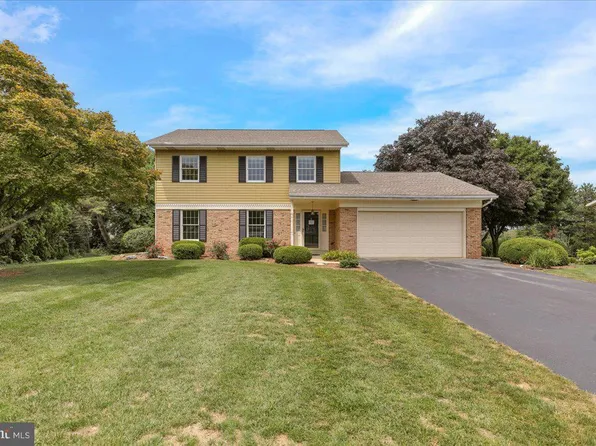 3170 Marian Dr, Manheim, PA 17545