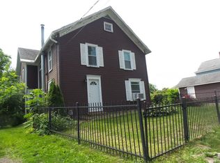 6 Chestnut St, Phoenix, NY 13135