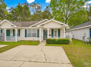 2333 Trailwood Dr, Cantonment, FL 32533