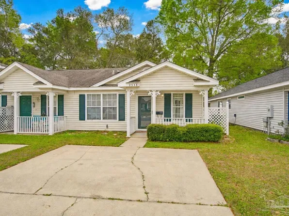 2333 Trailwood Dr, Cantonment, FL 32533