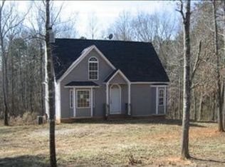 834 Laurel Ln, Winder, GA 30680
