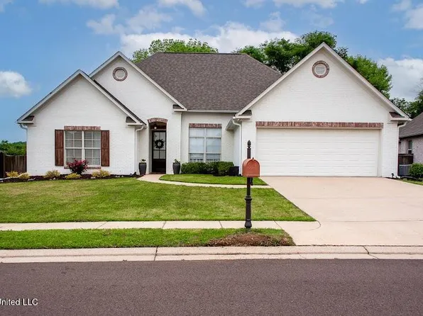 160 Sweetbriar Cir, Canton, MS 39046