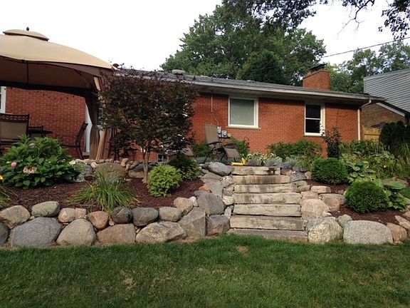 5th image of 1440 Midwood Dr