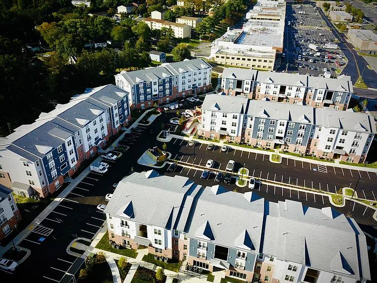 Joyfield Flats at Woodbridge — Photo 15