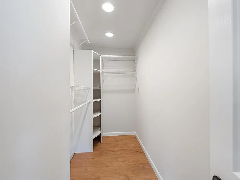 6205 S Indian River Dr — Photo 15