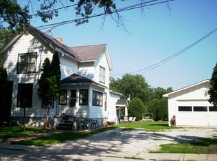 8014 East St, Spring Grove, IL 60081